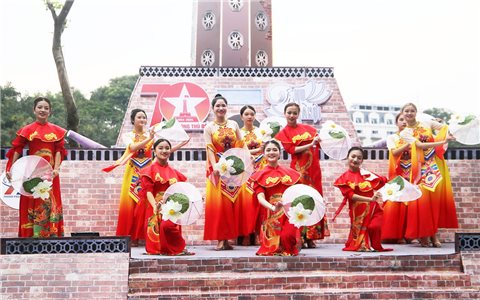 Hà Nội quảng bá du lịch qua Festival Thu Hà Nội