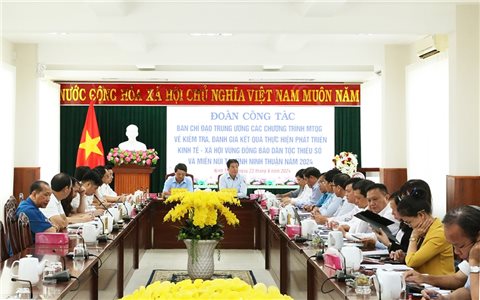 Bộ trưởng, Chủ nhiệm Ủy ban Dân tộc làm việc với UBND tỉnh Ninh Thuận