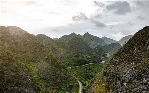 Cao nguyên đá Đồng Văn: "Bảo tàng địa chất sống" vừa dinh Giải thưởng Du lịch Thế giới 2025