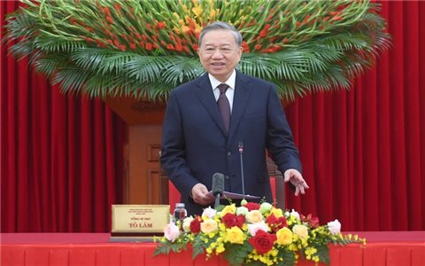 Hướng mạnh về cơ sở, bảo đảm thực sự là người bạn đồng hành của người nông dân