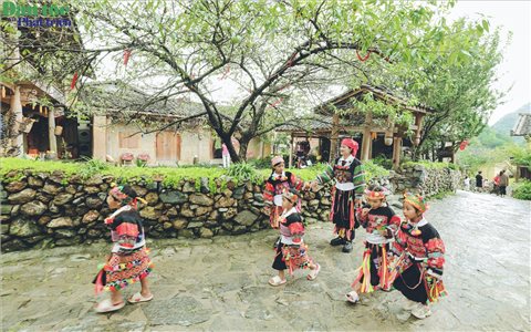 Chiêm ngưỡng ngôi làng du lịch tốt nhất thế giới 2025