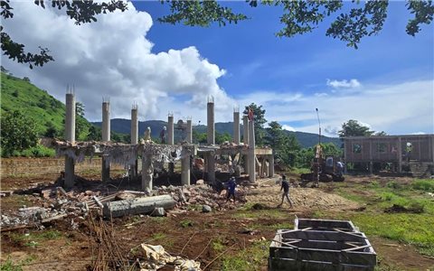 Vì sao công trình Nhà rông làng Ia Gri chưa xây xong đã buộc phải tháo dỡ?