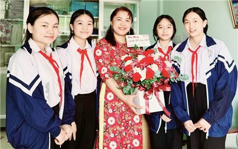 Người "gieo chữ” tâm huyết trên vùng cao Đăk Hà