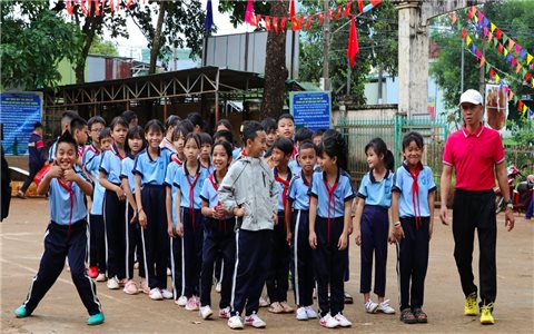 Tiếp thêm "lửa" cho giáo dục vùng biên giới Gia Lai