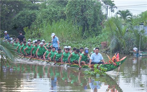 Phum sóc Khmer hối hả tập luyện cho hội đua ghe Ngo lớn nhất năm