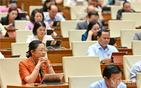 Chưa thay đổi bảng lương viên chức cho đến khi cải cách tiền lương