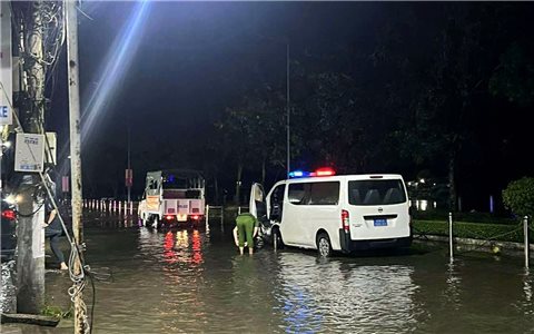 Cần Thơ: Rò rỉ điện khi triều cường đang dâng cao khiến 2 học sinh tử vong thương tâm