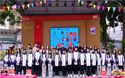 Chiến dịch giới trẻ xứ Lạng ‘Không một mình - Cùng nhau an toàn trực tuyến’