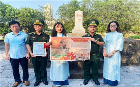 Gieo mầm yêu nước nơi phên giậu Tổ quốc