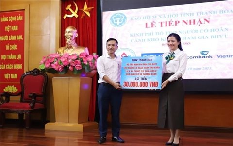 Thanh Hóa: Chung tay hỗ trợ thẻ BHYT cho người dân khó khăn