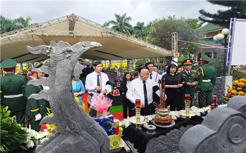 Gia Lai truy điệu, an táng 18 liệt sĩ hy sinh tại xã Ia Boòng