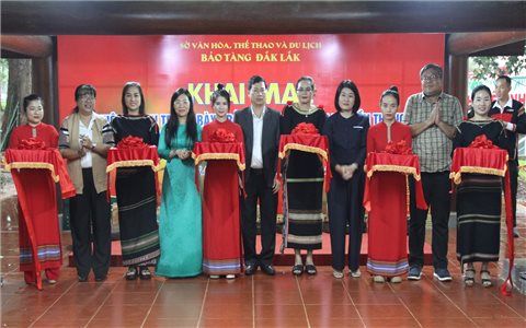 Khám phá bên trong ngôi nhà dài truyền thống của dân tộc Ê Đê