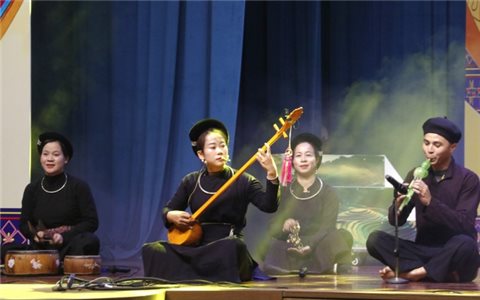 Gần 400 nghệ nhân, diễn viên thi tài ở các tiết mục Then