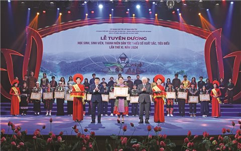 Tỏa sáng niềm tin, lan tỏa khát vọng ở vùng khó