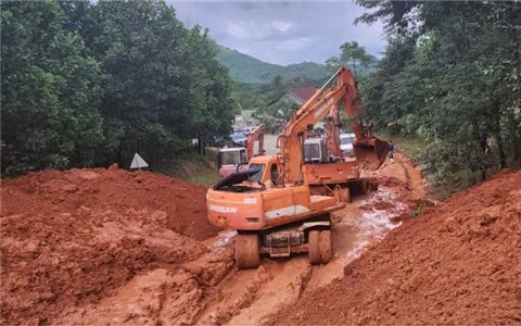 Hỗ trợ khẩn cấp 80 tỷ đồng cho 3 tỉnh khắc phục hậu quả bão số 13