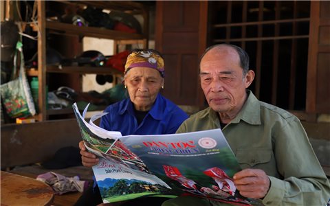 Người có uy tín Hoàng Văn Sang: “Điểm tựa” vững chãi của bà con Cốc Mặn