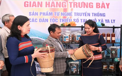 Quảng Ngãi: Những sản phẩm nghề truyền thống đã trở thành sinh kế và giá trị tinh thần của cộng đồng đồng bào DTTS