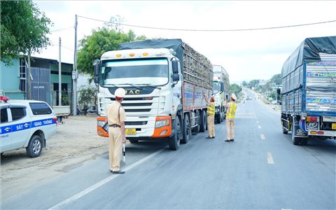 Gia Lai: Kiểm soát chặt chẽ tải trọng phương tiện dịp cuối năm