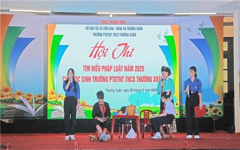 Hội thi tìm hiểu pháp luật tại Trường PTDT Nội trú THCS Thường Xuân