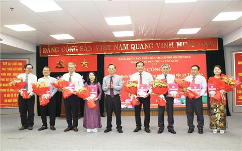Công bố và trao quyết định thành lập Đảng bộ Sở Dân tộc và Tôn giáo TP. Hồ Chí Minh