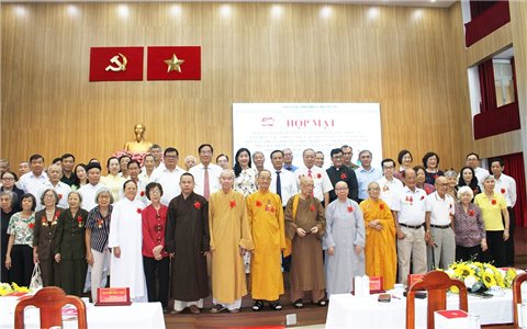 TP. Hồ Chí Minh: Tri ân người có công là đồng bào DTTS, chức sắc tôn giáo, nhân dịp kỷ niệm 50 năm ngày thống nhất đất nước
