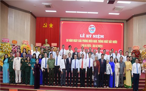 Kiên Giang long trọng tổ chức kỷ niệm 50 năm Ngày Giải phóng miền Nam, thống nhất đất nước