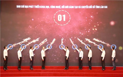 Lào Cai đẩy mạnh phát triển khoa học, công nghệ và chuyển đổi số đến các vùng lõm, vùng đồng bào DTTS