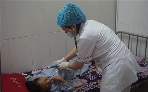 Lào Cai: Tăng cường điều trị, phòng bệnh sởi giảm thiểu số ca biến chứng nặng