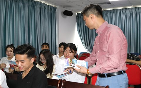 Ngày hội việc làm dành cho sinh viên DTTS