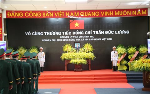 Lễ viếng nguyên Chủ tịch nước Trần Đức Lương tại Quảng Ngãi