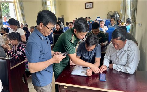 Lai Châu: Đẩy mạnh phong trào “Bình dân học vụ số”