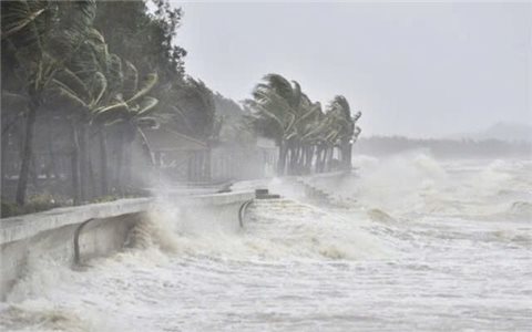 Cảnh báo thiên tai: Xuất hiện vùng áp thấp ở Biển Đông, có khả năng mạnh lên thành bão