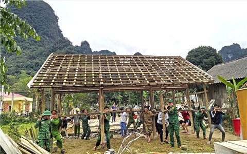 Thủ tướng yêu cầu quyết liệt, thần tốc hơn nữa, quyết tâm xoá nhà tạm, nhà dột nát trước 31/8/2025