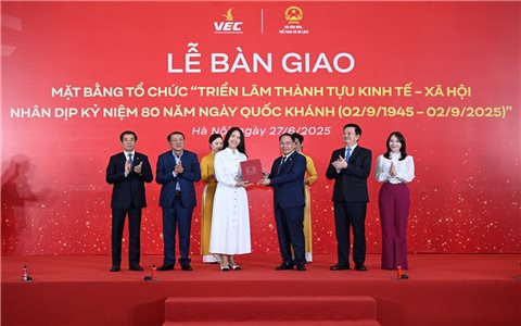 Vingroup bàn giao mặt bằng triễn lãm thành tựu kinh tế - xã hội nhân dịp kỷ niệm 80 năm ngày Quốc Khánh 2/9