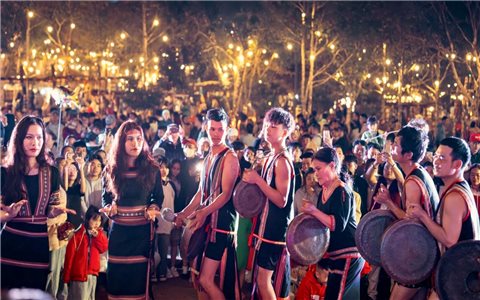 Du lịch tỉnh Quảng Ngãi – Bản hòa ca rừng và biển