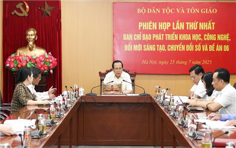 Bộ trưởng Bộ Dân tộc và Tôn giáo Đào Ngọc Dung: Nhận diện thực chất vấn đề chuyển đổi số, quyết liệt tổ chức lại nhiệm vụ với tư duy đổi mới