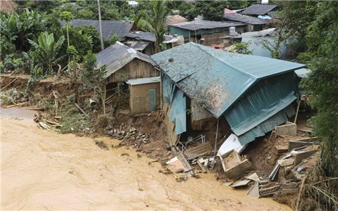 Khẩn trương cứu người bị thương, tìm kiếm người mất tích tại Điện Biên