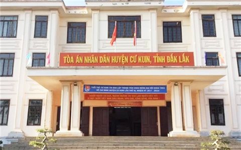 Cựu thẩm phán bị bắt tạm giam để điều tra hành vi nhận hối lộ