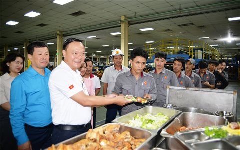 Bữa cơm Công đoàn Casumina