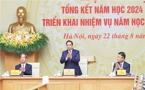 Thủ tướng Phạm Minh Chính dự Hội nghị tổng kết năm học 2024 - 2025, triển khai nhiệm vụ năm học 2025 - 2026