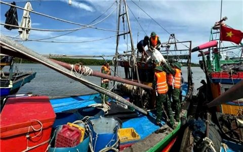 Nghệ An chính thức cấm biển từ 15h ngày 30/8