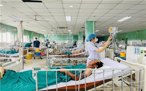 Quảng Ngãi: Liên tiếp ghi nhận ngộ độc Botulinum do ăn mắm cá chua tự làm