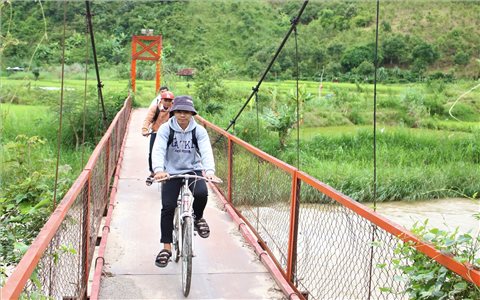 Những cây cầu nghĩa tình ở vùng cao Quảng Ngãi