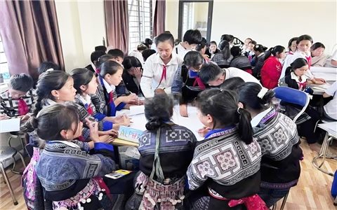 Đồng hành, trao quyền và nuôi dưỡng khát vọng cho nữ sinh dân tộc thiểu số