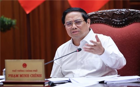 Thủ tướng: Tiếp tục đổi mới tư duy, cách làm trong đầu tư công, tập trung cho các dự án "xoay chuyển tình thế"