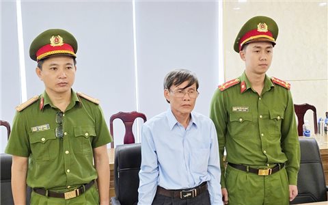 Bắt đối tượng giả mạo chữ ký của lãnh đạo để chiếm đoạt tài sản