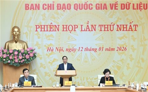 Hình thành, xây dựng và phát triển trí tuệ nhân tạo tự chủ mang bản sắc và tri thức Việt Nam