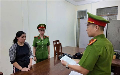 Đà Nẵng: Bắt tạm giam 2 người lừa đảo “chạy” suất nhà ở xã hội để chiếm hơn 1,2 tỷ đồng