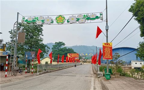 Rực rỡ sắc Xuân trên khắp nẻo đường vùng cao Quảng Ninh