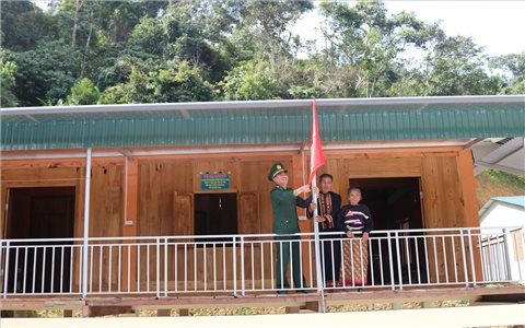 Bản Giàng ơn Đảng